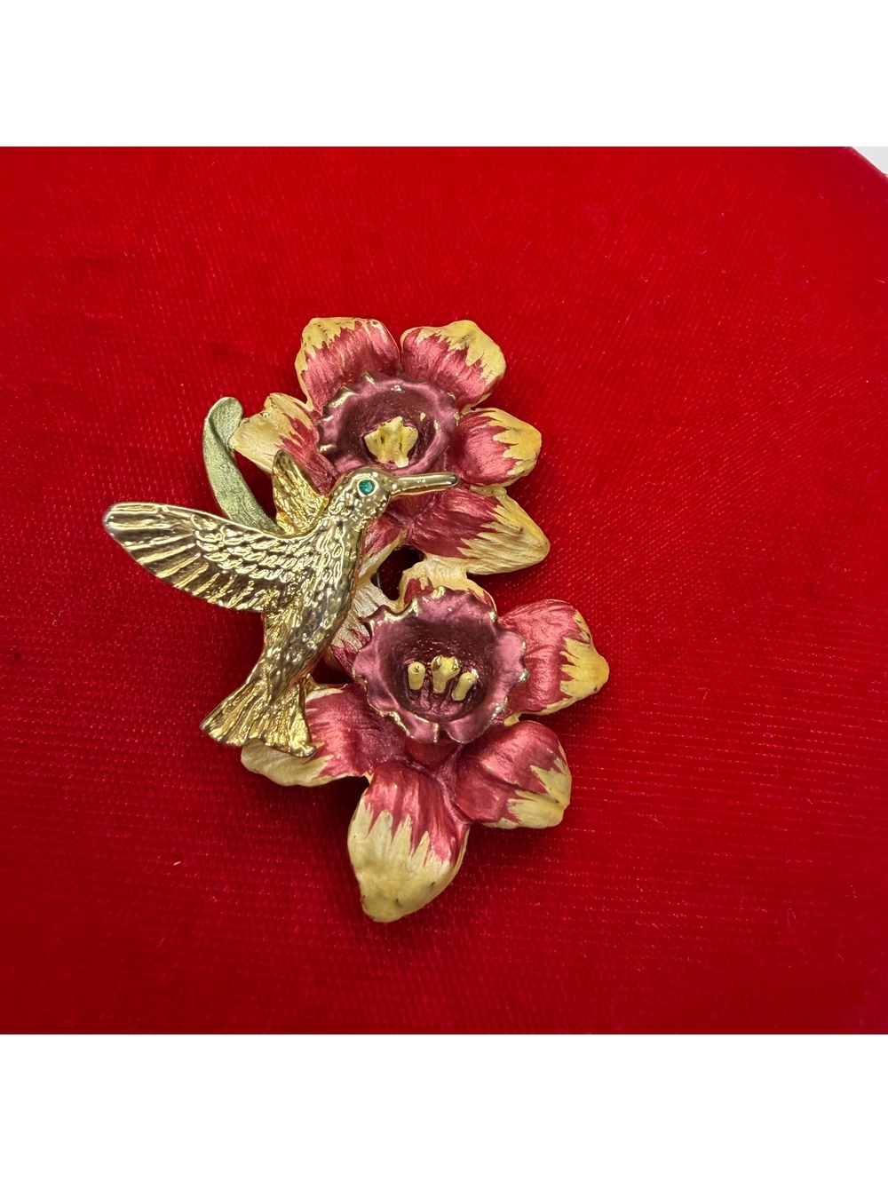 Hummingbird & floral enamel brooch vintage